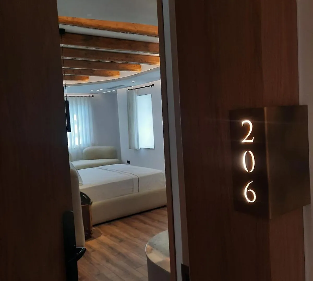 Palorto Inn Gjirokastër Hotel